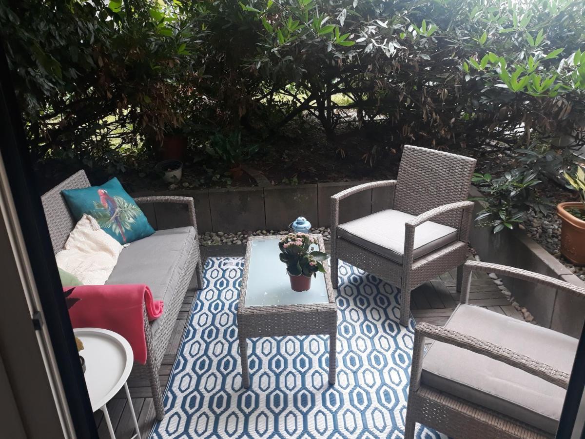 1 Zimmer Wohnung Mit Der Terrasse In Der Innenstadt Wiesbaden Luaran gambar
